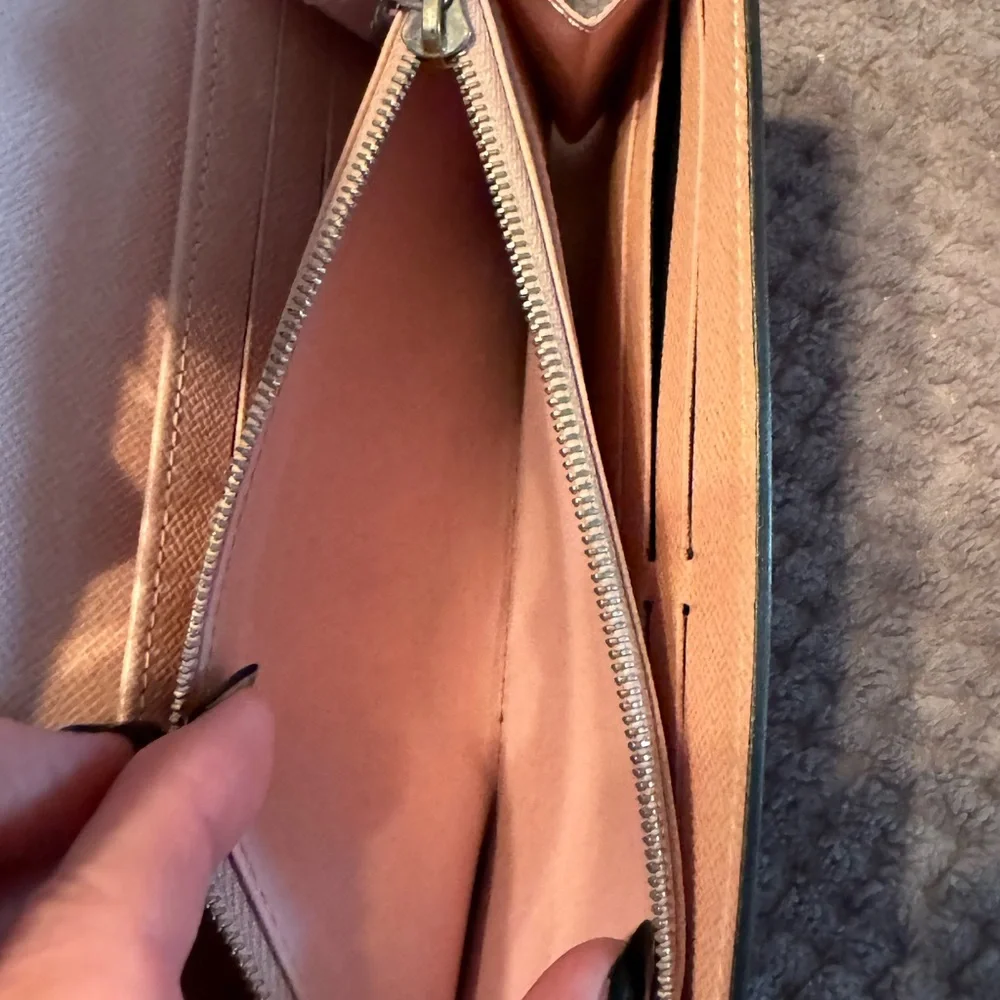 Louis Vuitton louis vuitton